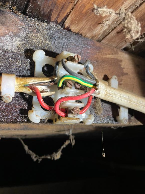 24 hour electrician Gillen Electrical