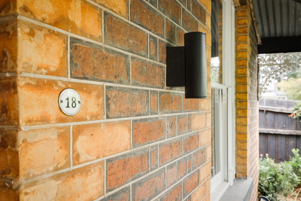 Emergency electrician in Belgrave