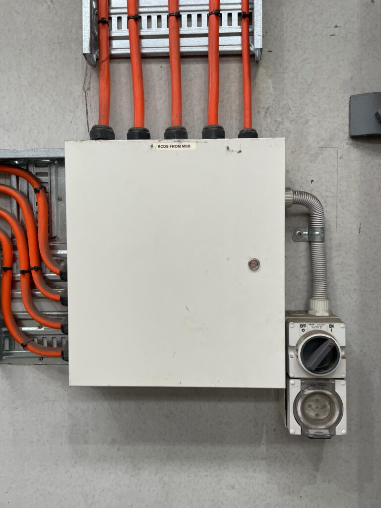 Commercial Electrician in Sassafras