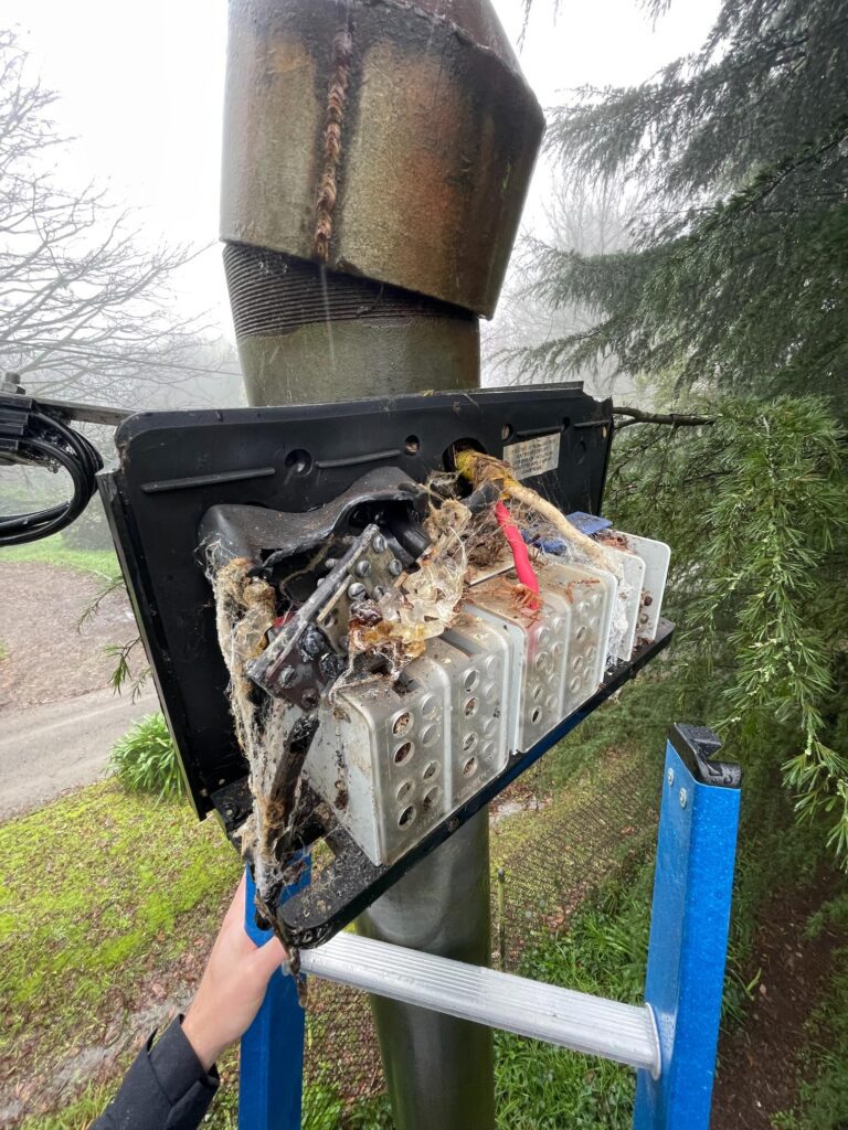 24:7 emergency electrician Docklands for Emergency Electricians