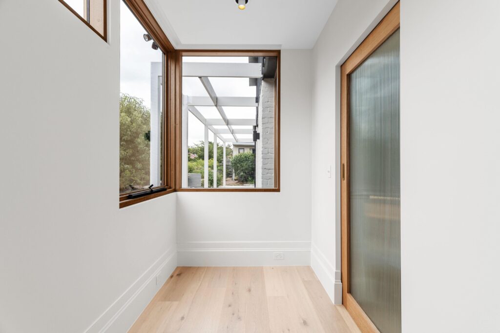 Electrician in Docklands