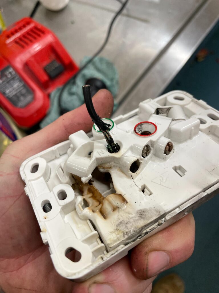 24:7 emergency electrician Monbulk for Emergency Electricians