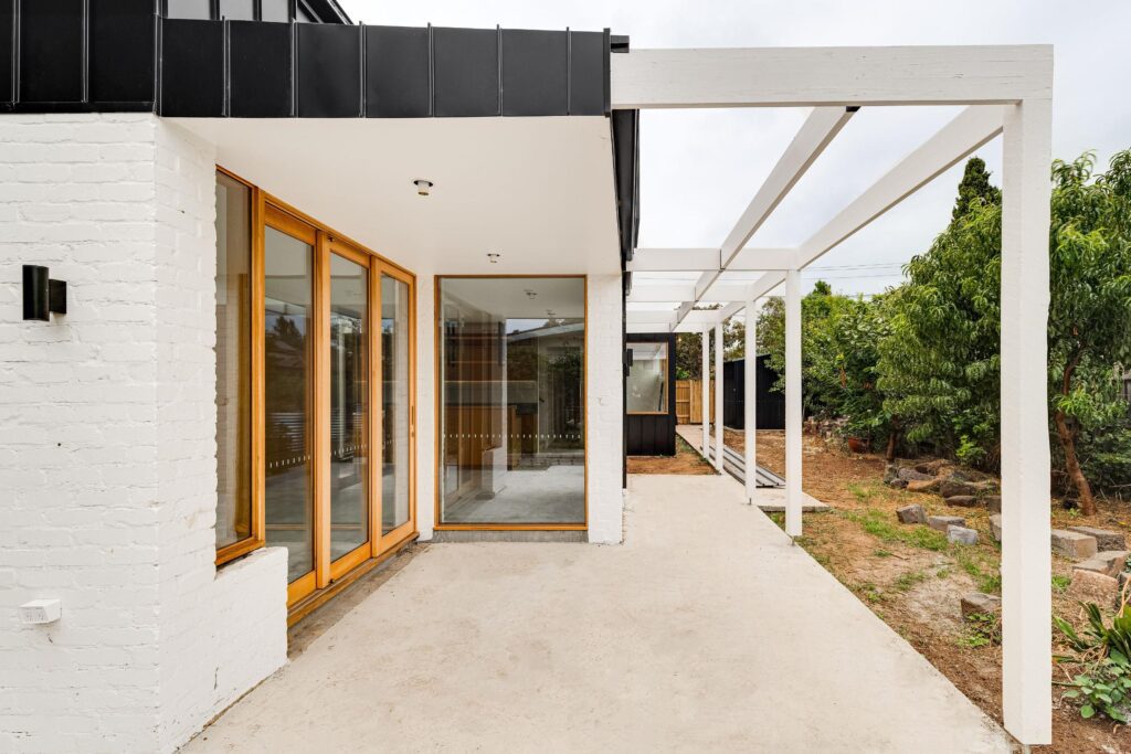 Electrician in Mount Waverley